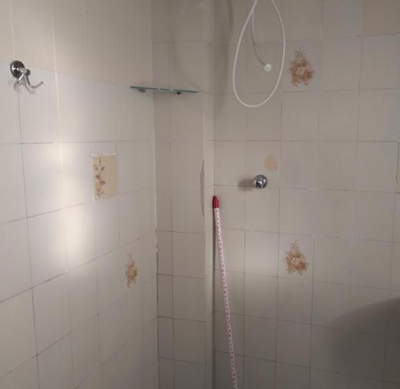 Quarto Quádruplo Estandar, Pousada Iguape