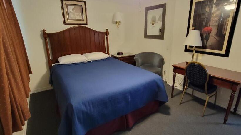 标准间, Husker Inn