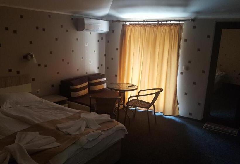 Номер Deluxe с Балконом, Sirakovata Kushta