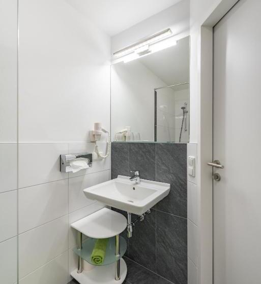 エコノミーシングルルーム, City Rooms Wels   Contactless Check In