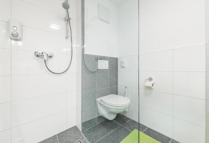 Номер Economy Индивидуальный, City Rooms Wels Contactless Check In