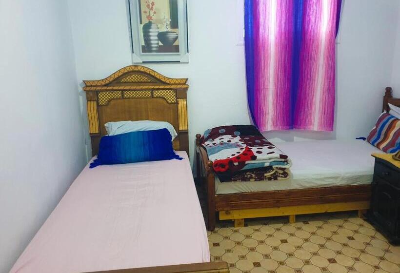 StandaardKamer, Dar Bleu Pearl