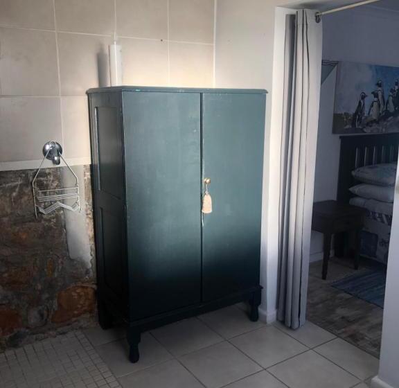 غرفة إقتصادية, Ollava Guesthouse