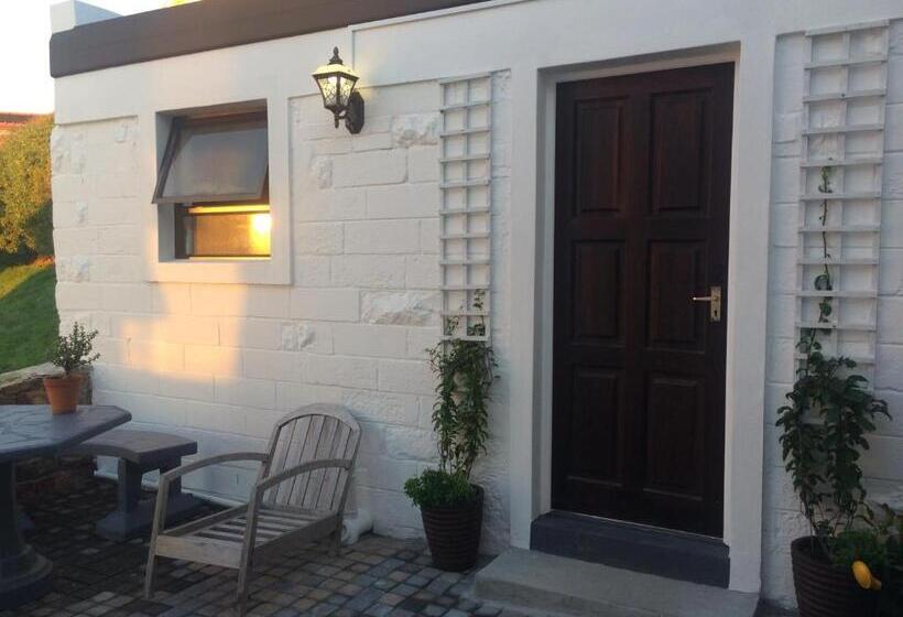 غرفة إقتصادية, Ollava Guesthouse