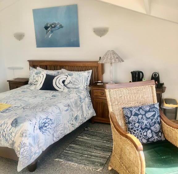 غرفة قياسية مطلّة علي البحر مزوَّدة بشُرفة, Ollava Guesthouse