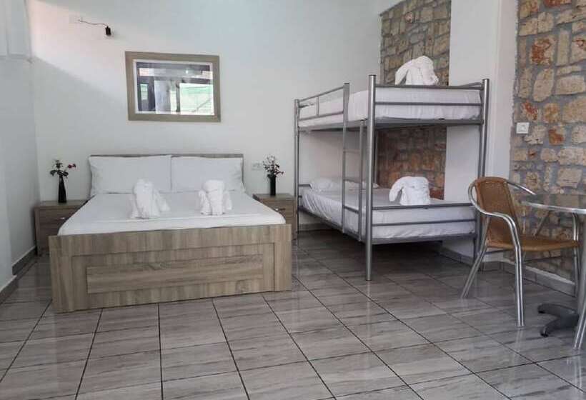 Студия Стандарт, Sunset Guest House