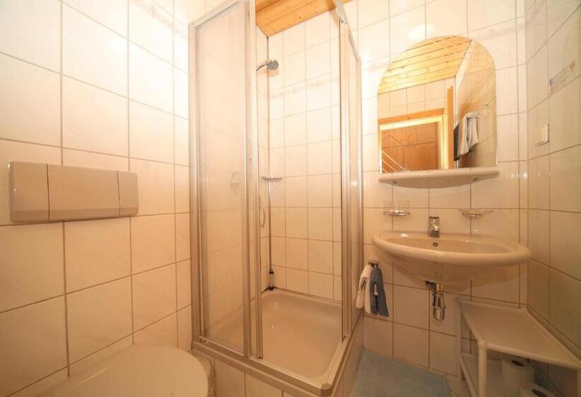 Номер Стандарт Трехместный, Golf & Skipension Krug