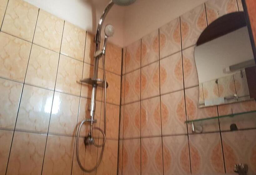 اتاق استاندارد, Maison Rose