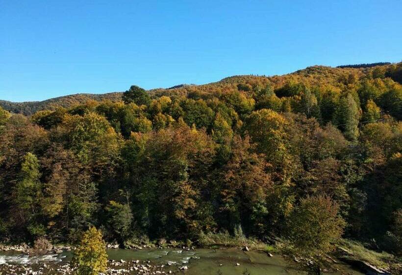 ２ベッドルームハウス, Borgaza