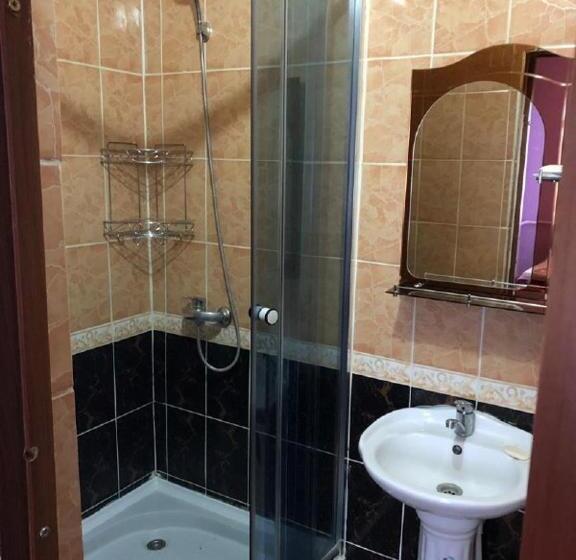 اتاق استاندارد با بالکن, Guest House Visit