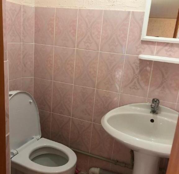 اتاق استاندارد با سرویس بهداشتی مشترک, Guest House Visit