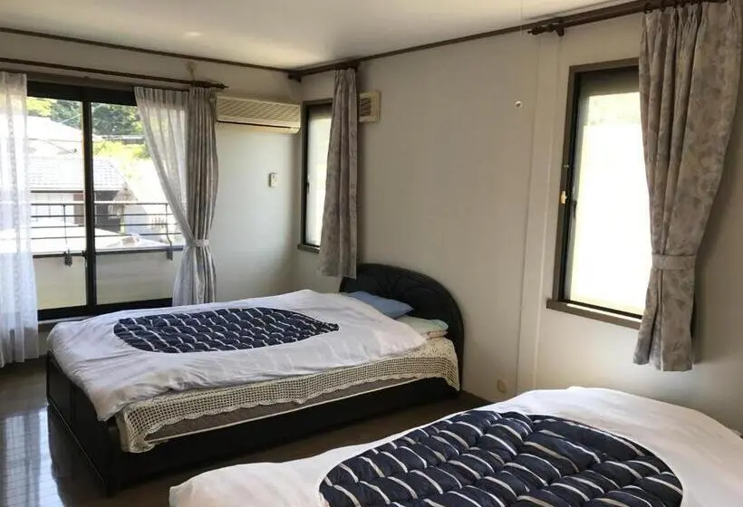 Standard Kolmen Hengen Huone Jaettu kylpyhuone, Guest House Seaside Namihei