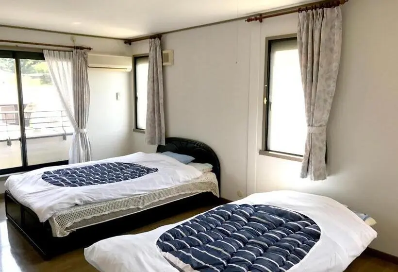 Standard Kolmen Hengen Huone Jaettu kylpyhuone, Guest House Seaside Namihei