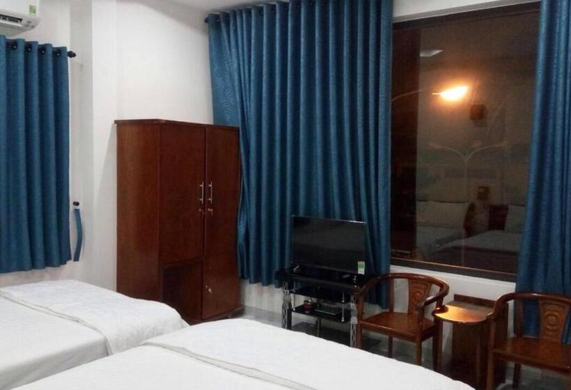 اتاق استاندارد چهار تخته, Nice