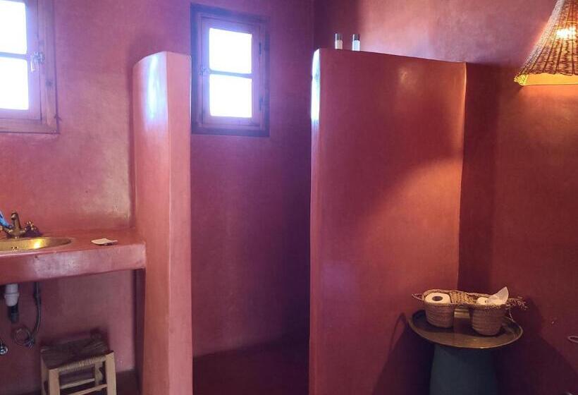 سوییت جونیور با بالکن, Le Douar Berbere