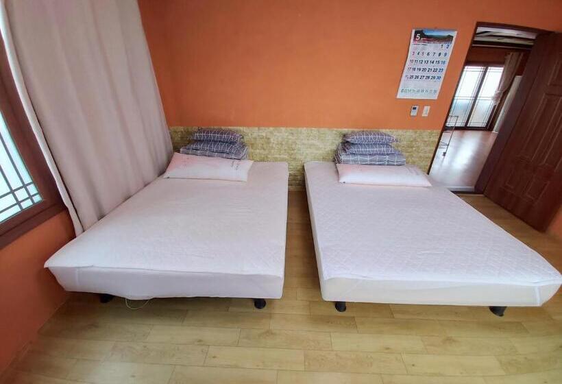 Casa 3 Quartos, Feeling Good House