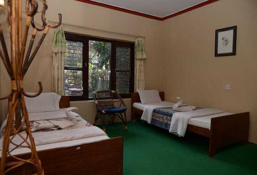 اتاق لوکس, Nepali Cottage Guest House