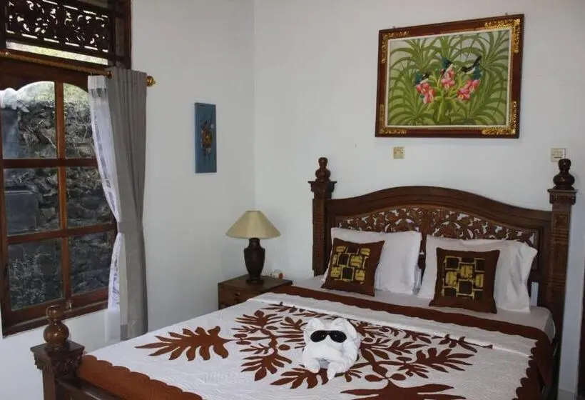 Pokój Ekonomiczny, Sekumpul Accommodation