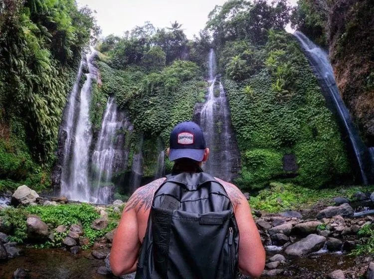 Pokój Deluxe z Balkonem, Sekumpul Accommodation