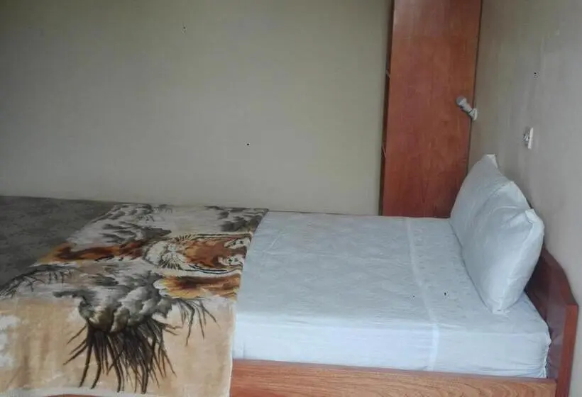 エコノミーシングルルーム, Is Guest House