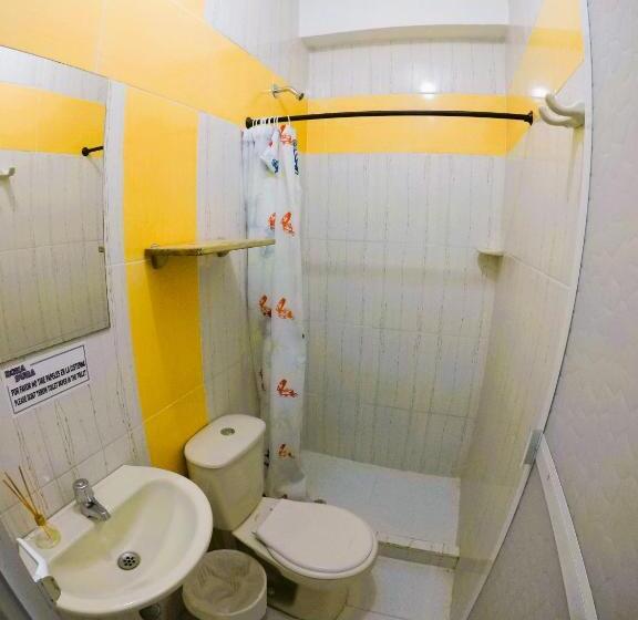 ルームシェアのワンベッド, Rokadura Hostel