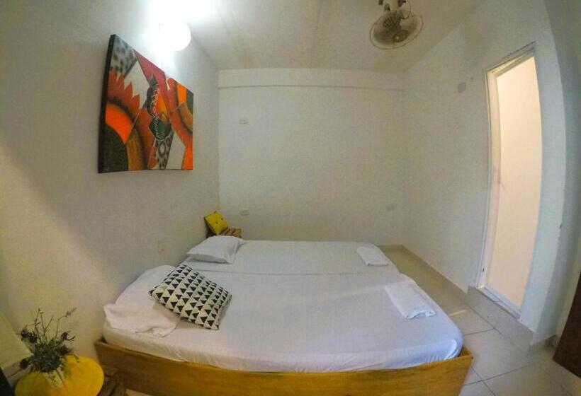 スタンダードシングルルーム, Rokadura Hostel