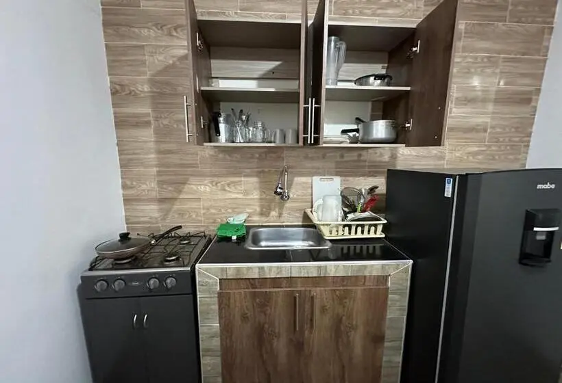 آپارتمان 1 خوابه, Rokadura Hostel