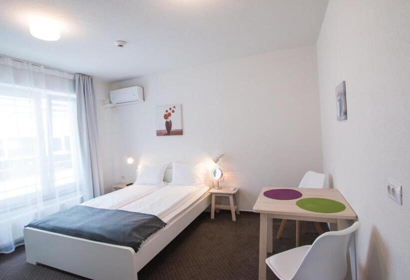 استودیو استاندارد با بالکن, Victoriei City Studios