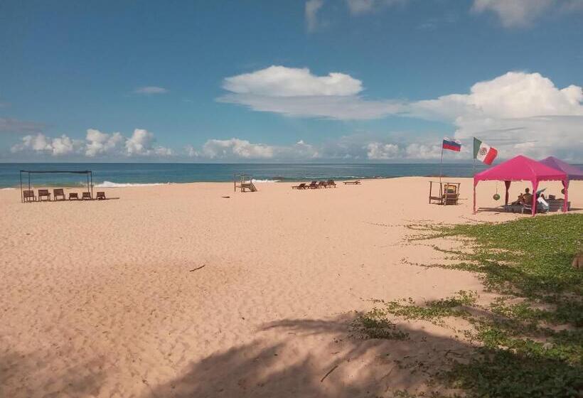 غرفة قياسية مطلّة علي البحر, Sena Home