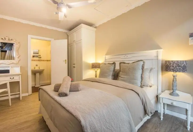 اتاق استاندارد, Fairway Guest House