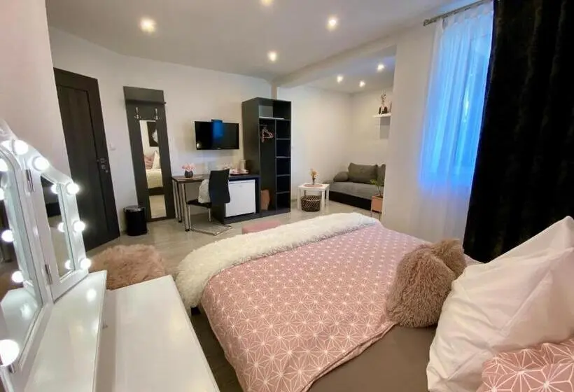 اتاق لوکس, Vila Garufa Wellness & Spa