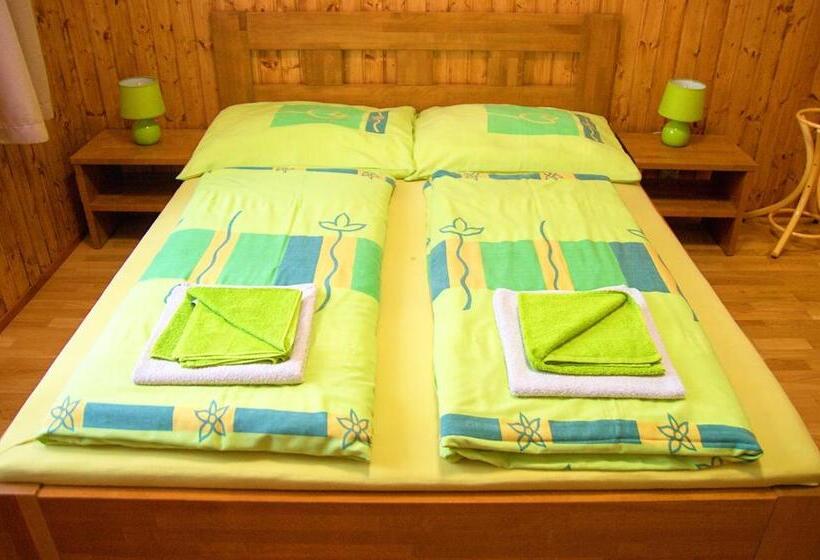 اتاق استاندارد, Vila Pod Bránou