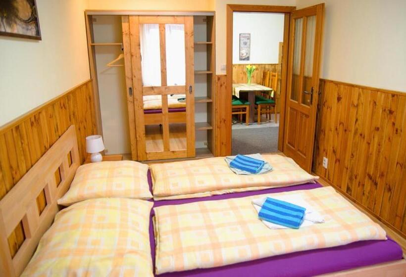 带2个卧室的公寓, Vila Pod Bránou