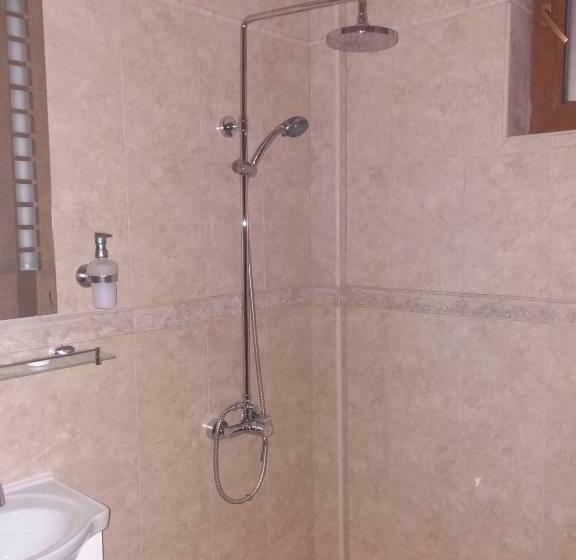 Quarto Triplo Deluxe, Galaxy