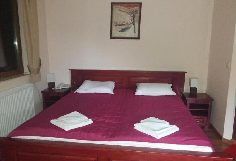 Стандартный Номер Кровать Кинг, Galaxy