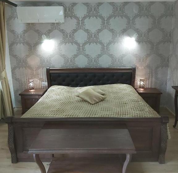 Трежместный Номер Economy, Galaxy