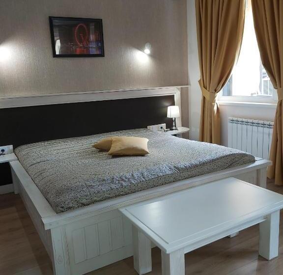 Номер Стандарт, Galaxy