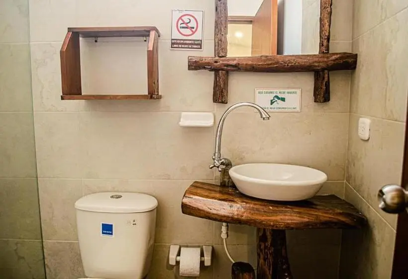 スタンダードトリプルルーム, Casa Palomino Hostal