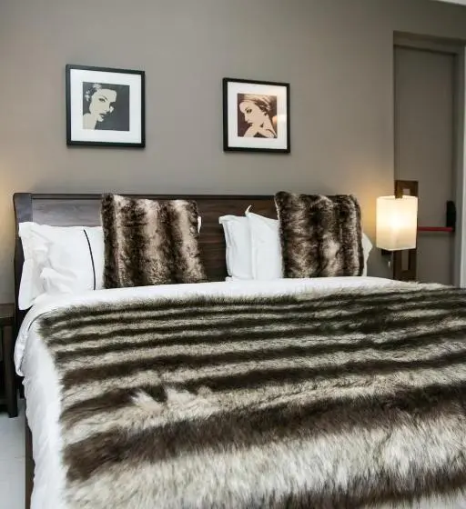 プールの見える1ベッドルームアパートメント, Red Mango Hotel And Apartments