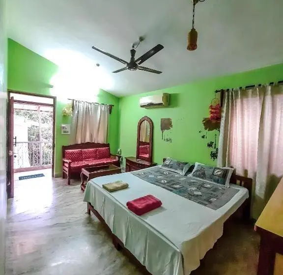 اتاق استاندارد با چشم‌انداز باغ, Auslyn Guest House
