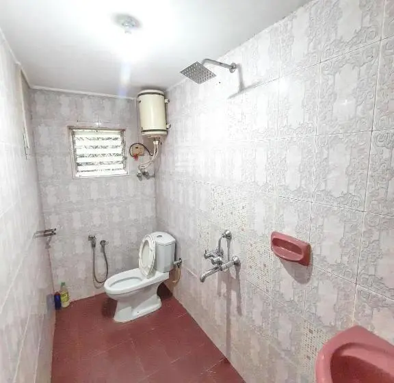اتاق استاندارد با چشم‌انداز باغ, Auslyn Guest House