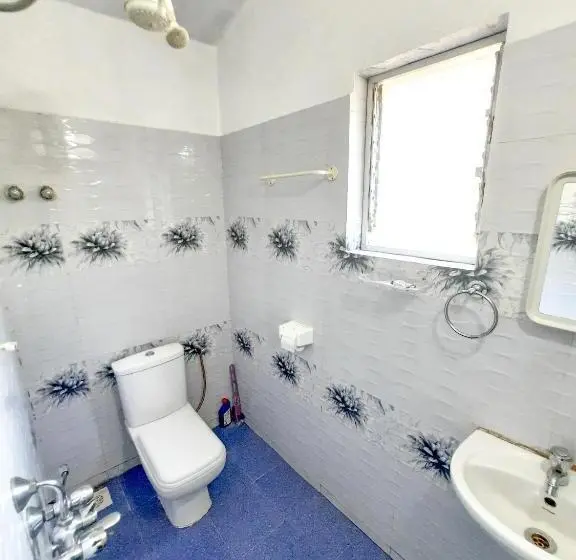 اتاق استاندارد با چشم‌انداز باغ, Auslyn Guest House