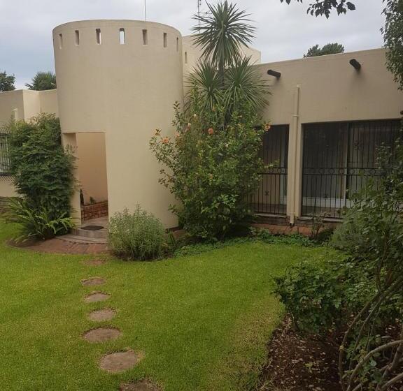 Четырехместный Номер Классик, Lightstone Guesthouse