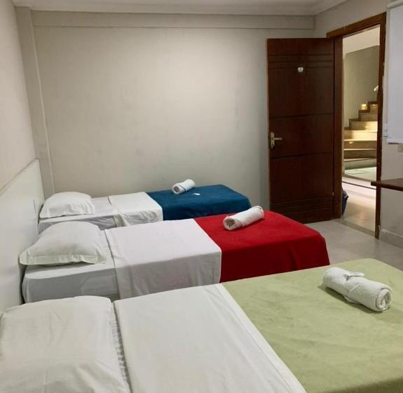 Eenvoudige Driepersoonskamer, Mdj Pousada