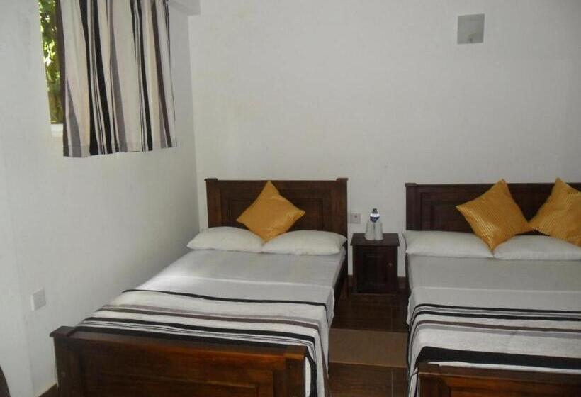 ファミリールーム, River Edge Bungalow