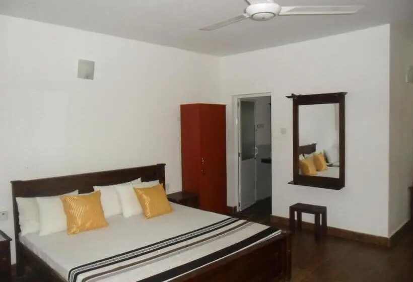 Camera Familiare, River Edge Bungalow