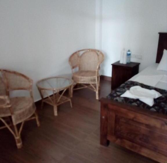 スタンダードトリプルルーム, River Edge Bungalow