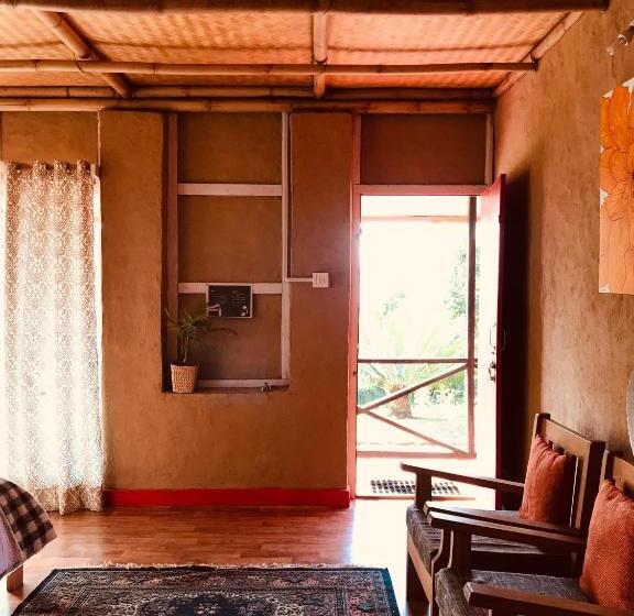 اتاق استاندارد با تخت بزرگ, Palighar Farmstay