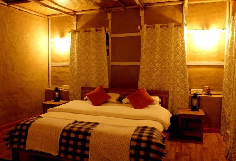 اتاق استاندارد با تخت بزرگ, Palighar Farmstay