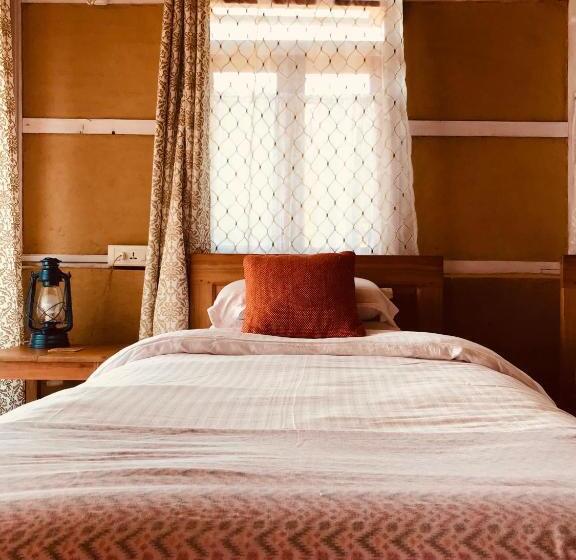 اتاق استاندارد, Palighar Farmstay